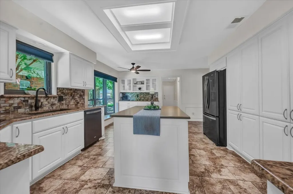 2225 Fountain Head Drive Plano TX 75023