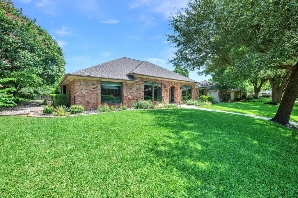 2225 Fountain Head Drive Plano TX 75023