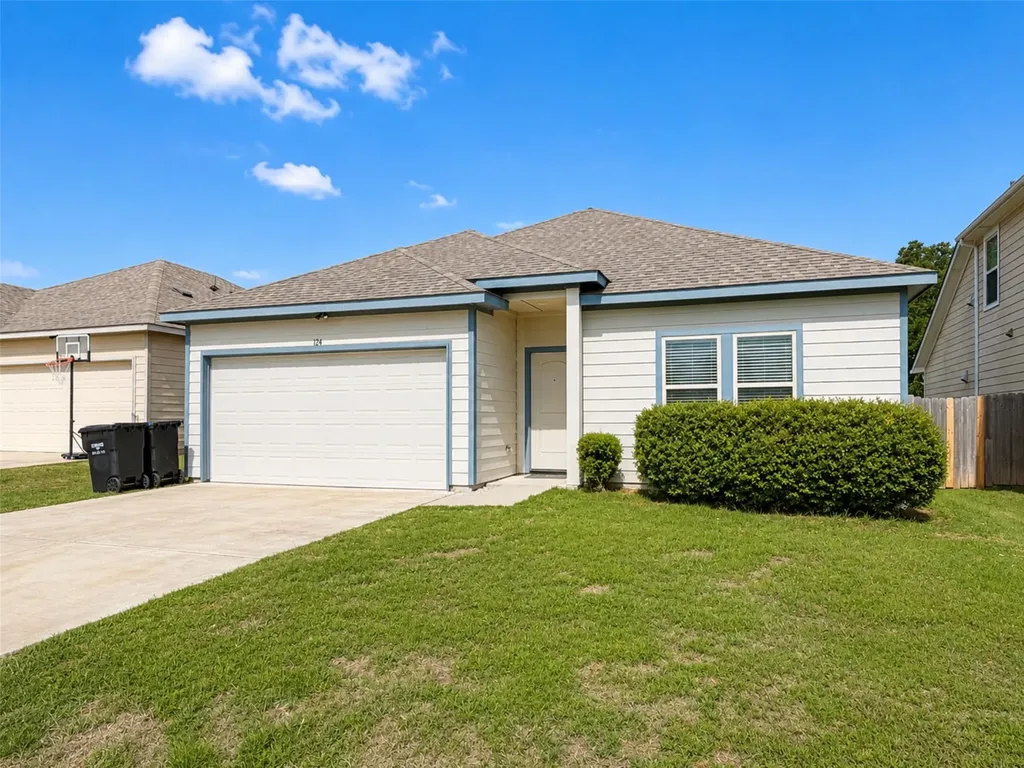 124 Canales Circle Greenville TX 75401