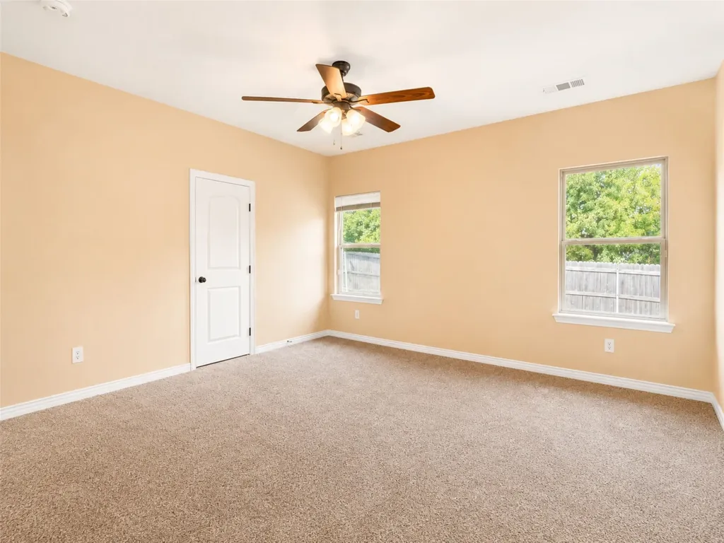 124 Canales Circle Greenville TX 75401