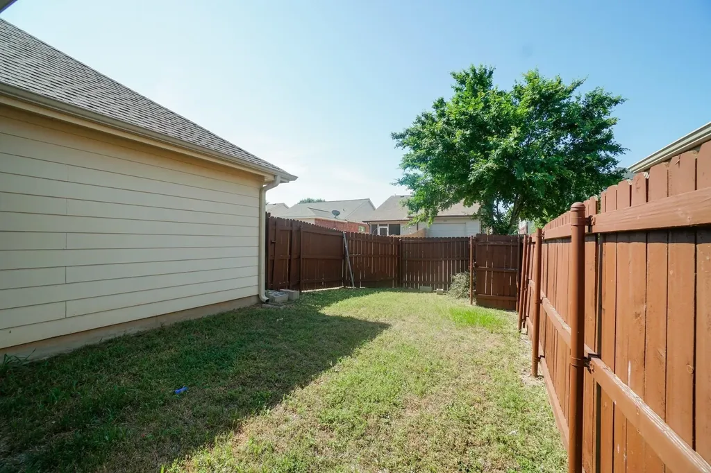 8826 Tucker Street Cross Roads TX 76227