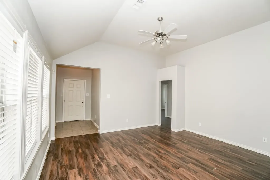 8826 Tucker Street Cross Roads TX 76227