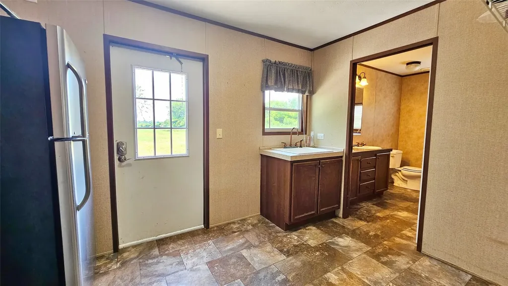 6818 Texas Highway 11 E Sulphur Springs TX 75482