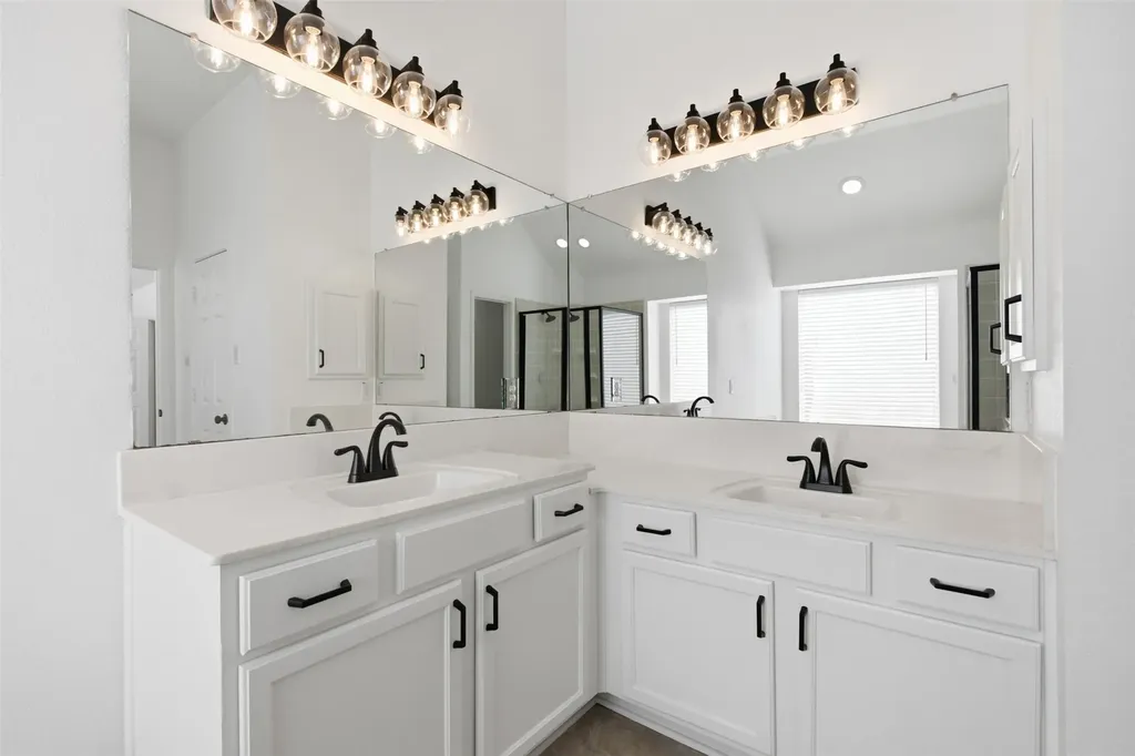 4724 Grant Park Avenue Fort Worth TX 76137