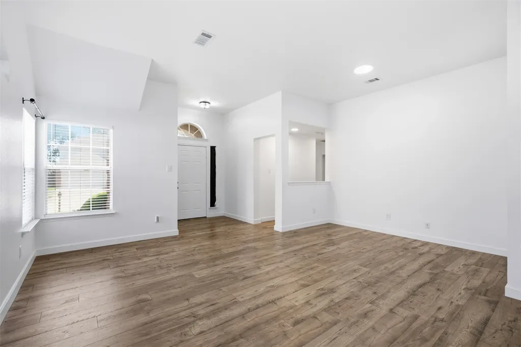 4724 Grant Park Avenue Fort Worth TX 76137
