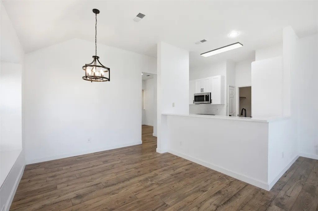 4724 Grant Park Avenue Fort Worth TX 76137