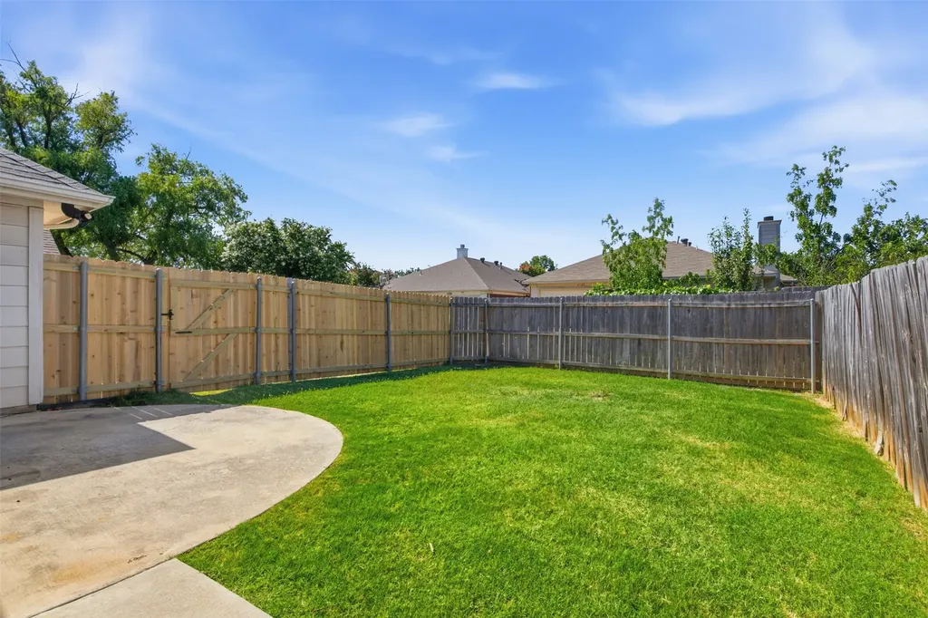 4724 Grant Park Avenue Fort Worth TX 76137