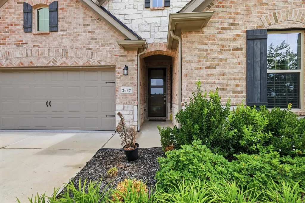 2637 Basswood Drive Northlake TX 76226