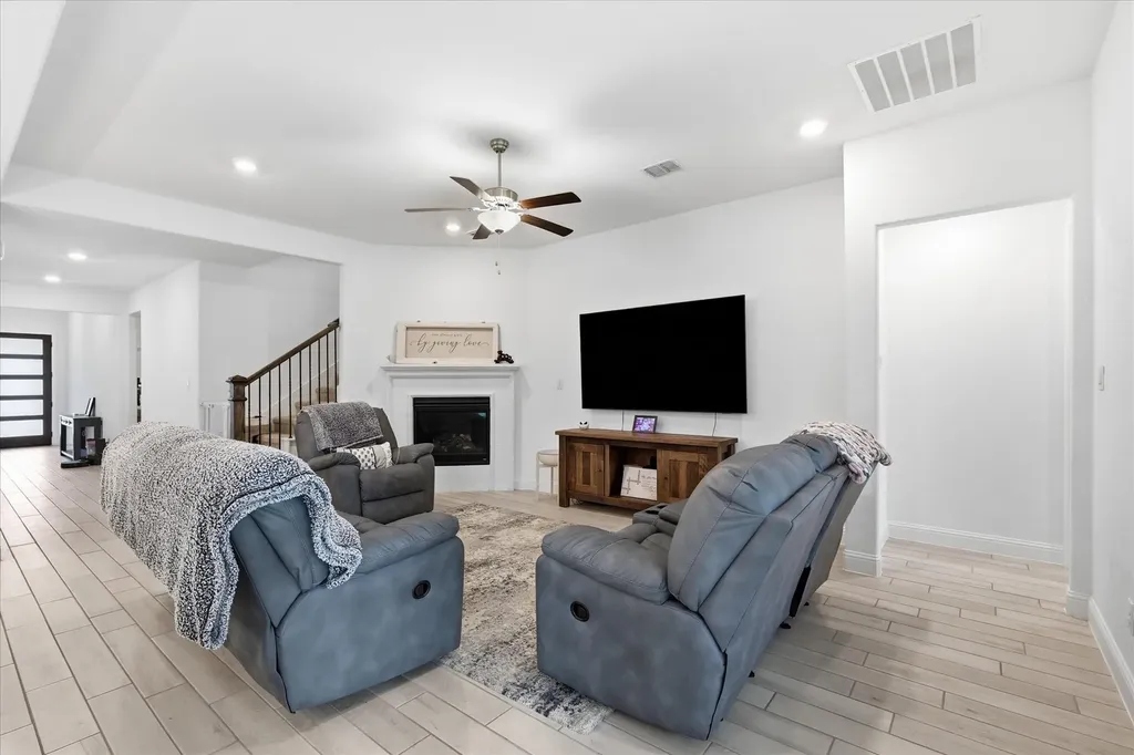2637 Basswood Drive Northlake TX 76226