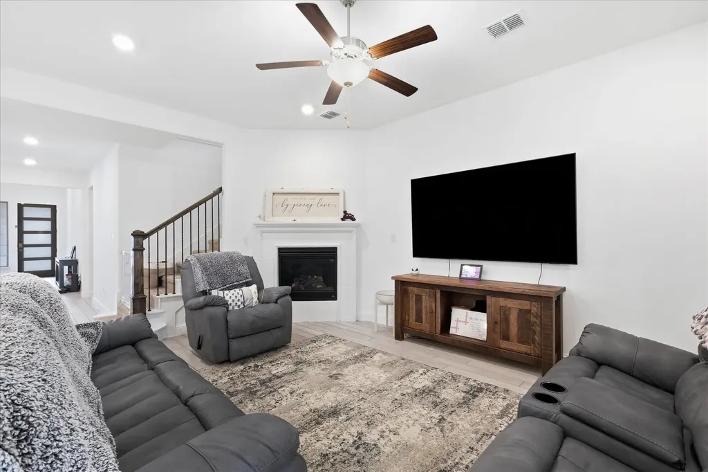 2637 Basswood Drive Northlake TX 76226