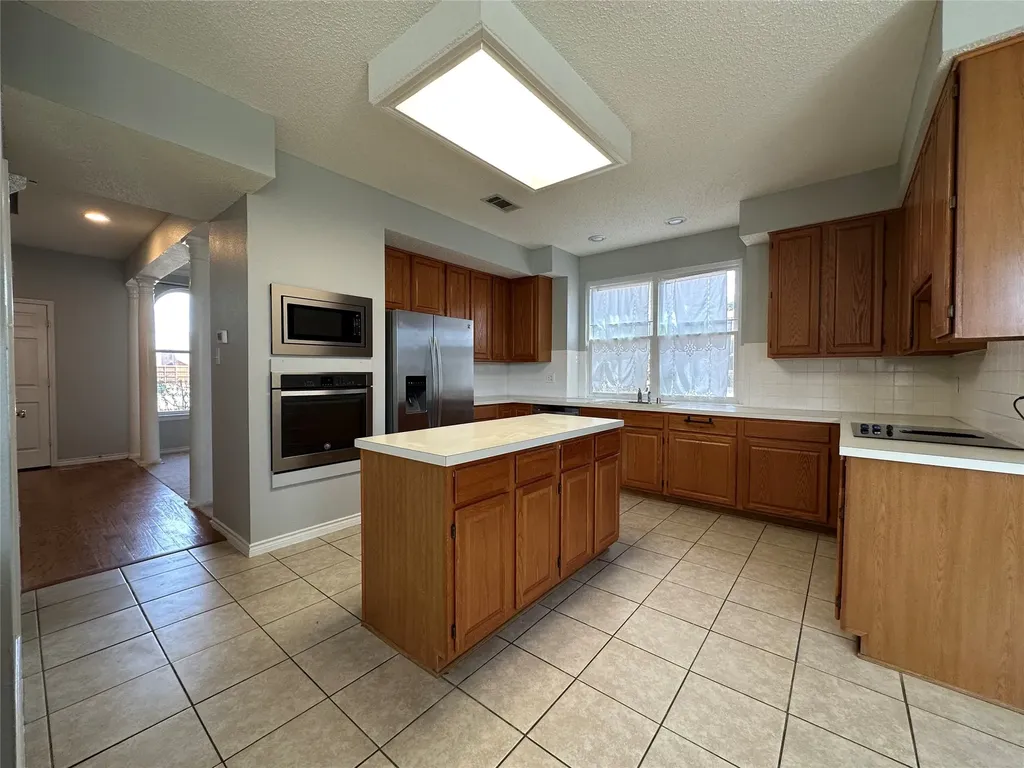 2124 Liverpool Drive Plano TX 75025