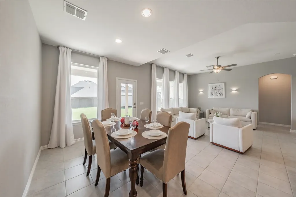 4512 Minnow Cove Road Oak Point TX 75068