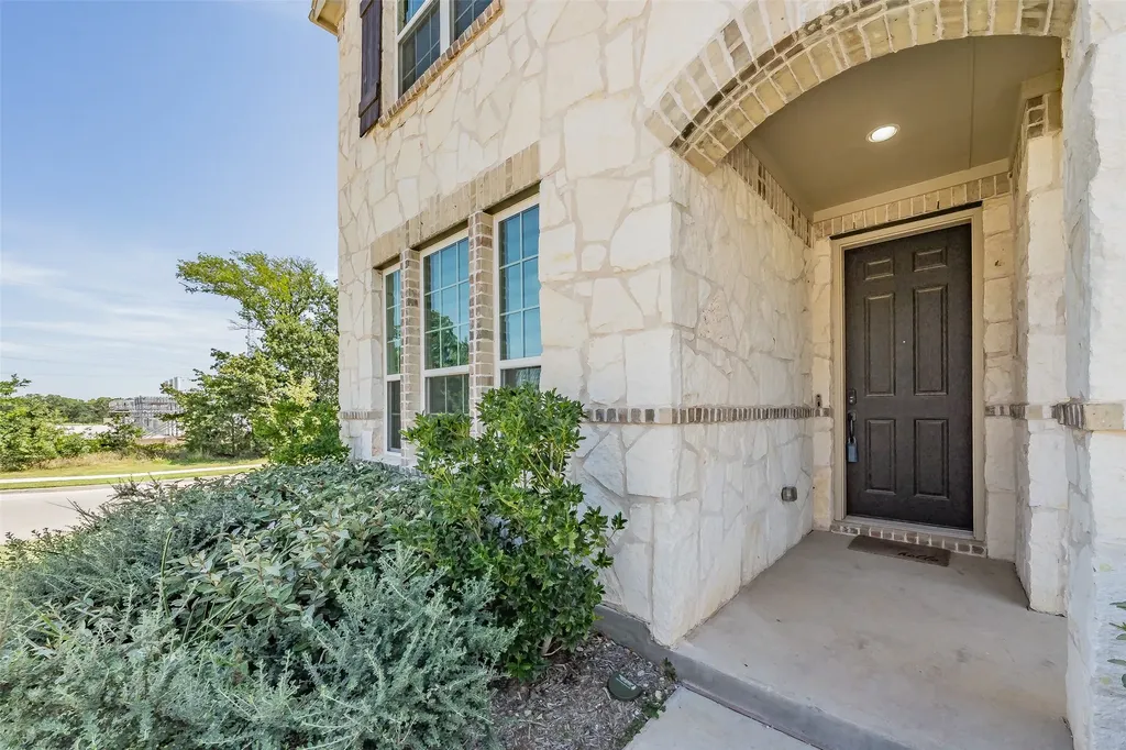 4512 Minnow Cove Road Oak Point TX 75068