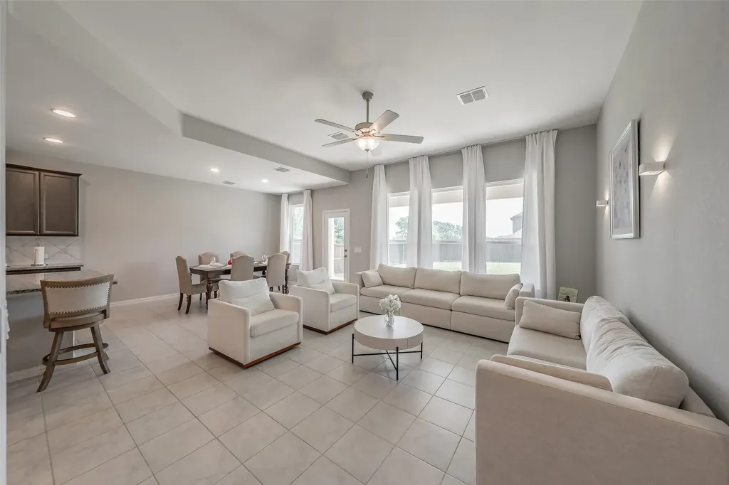 4512 Minnow Cove Road Oak Point TX 75068
