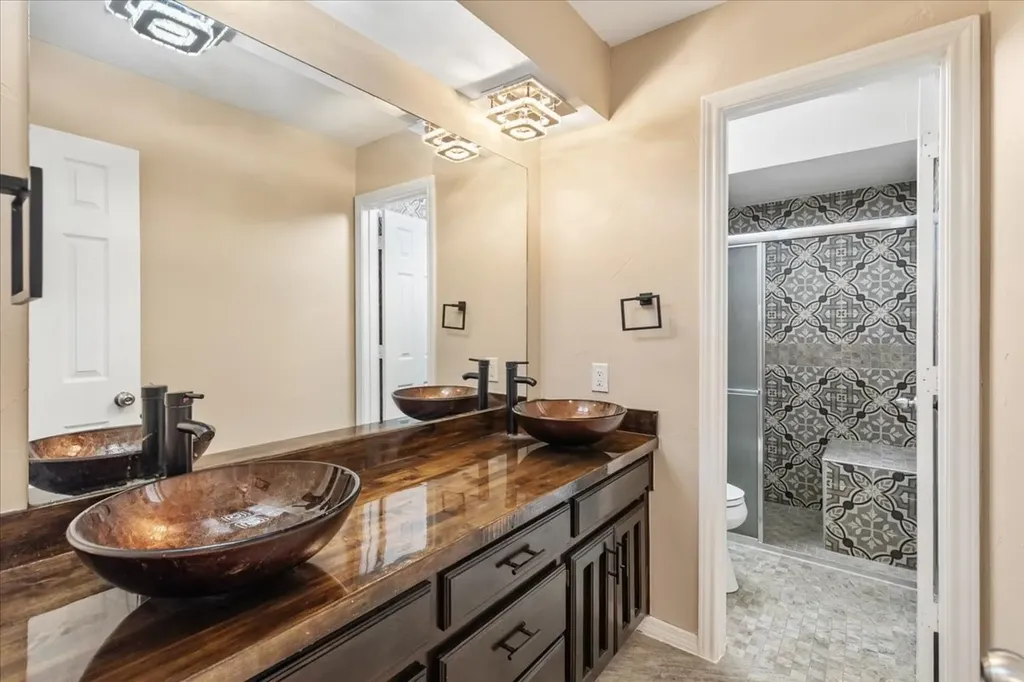 3917 Flintridge Drive Irving TX 75038
