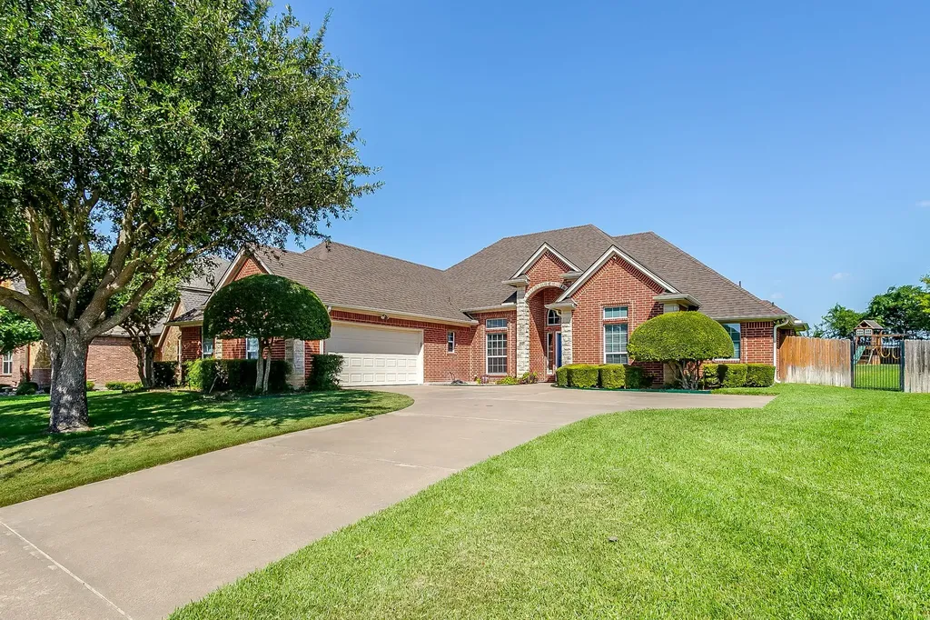 2274 Arbor Spring Court Cleburne TX 76033