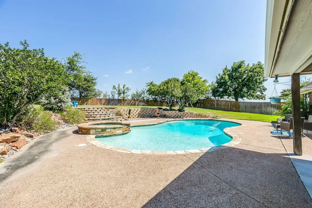2274 Arbor Spring Court Cleburne TX 76033