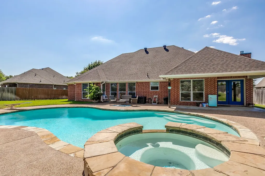 2274 Arbor Spring Court Cleburne TX 76033