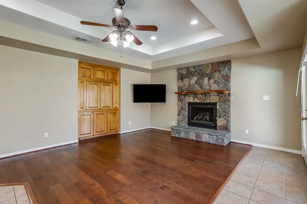 2274 Arbor Spring Court Cleburne TX 76033