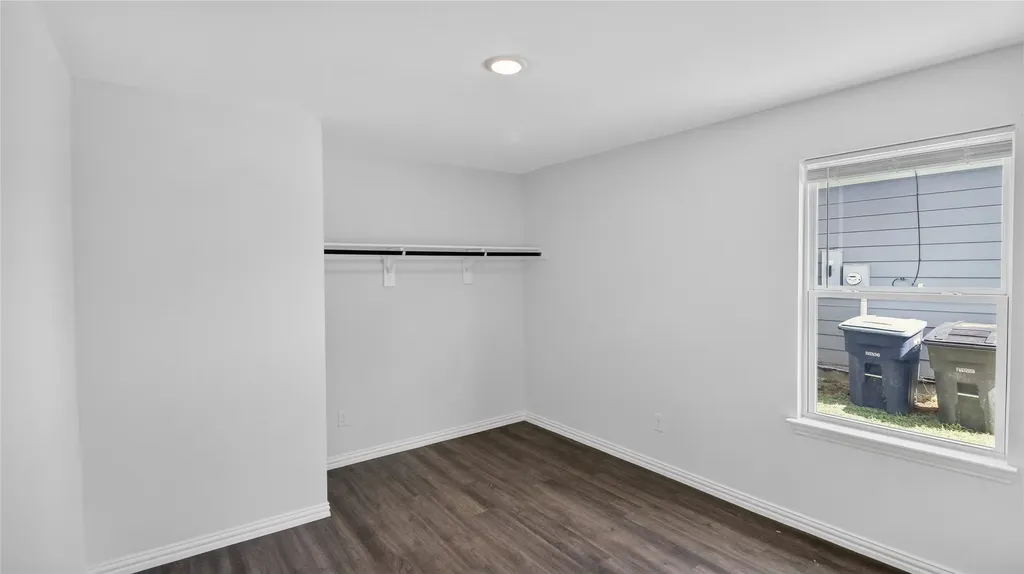 2128 Rw Bivens Lane Fort Worth TX 76105