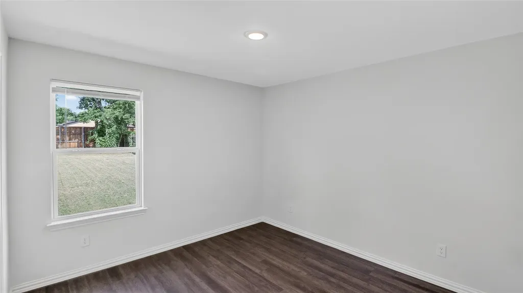 2128 Rw Bivens Lane Fort Worth TX 76105