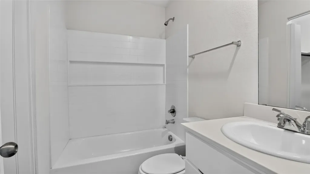 2128 Rw Bivens Lane Fort Worth TX 76105