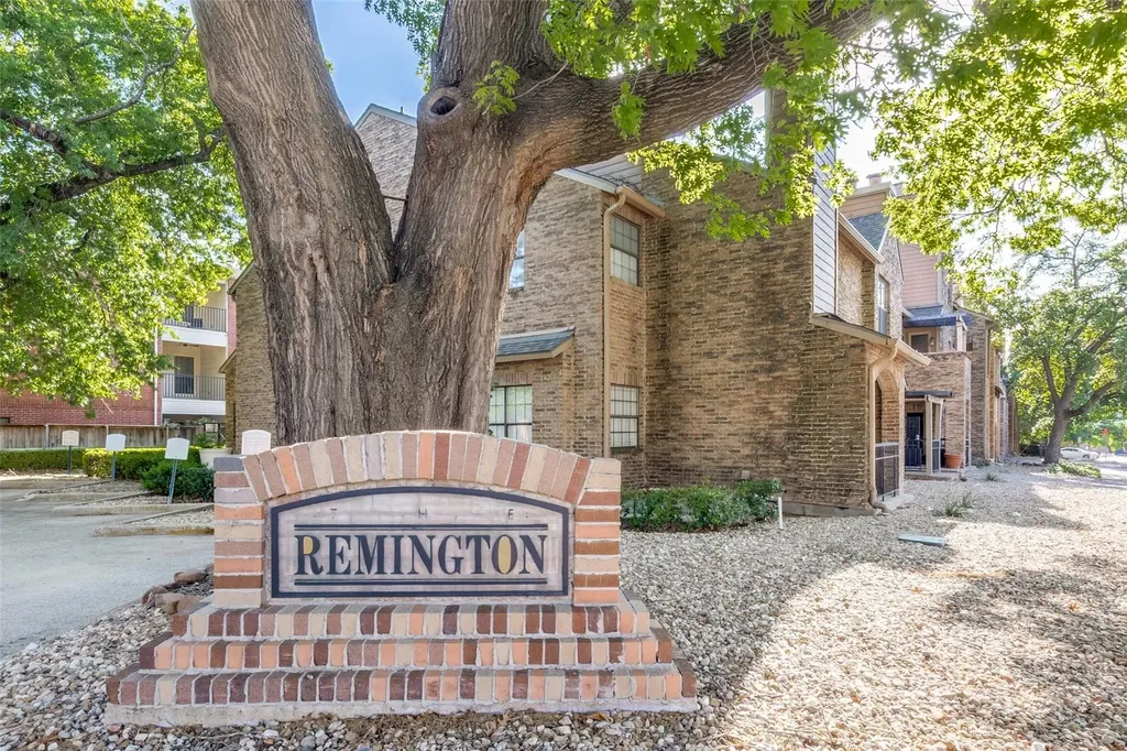 6006 Auburndale Avenue University Park TX 75205