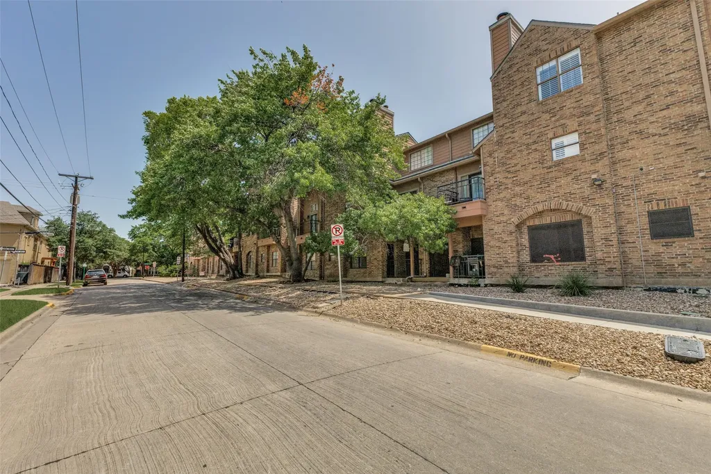 6006 Auburndale Avenue University Park TX 75205