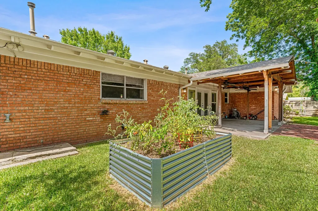 7105 Culver Avenue Fort Worth TX 76116