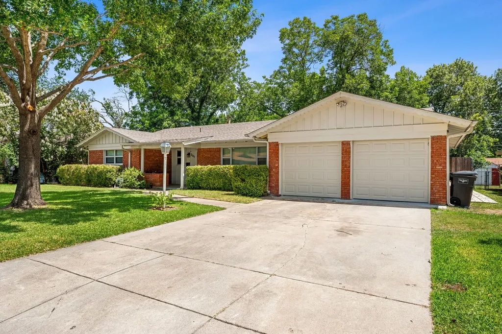 7105 Culver Avenue Fort Worth TX 76116