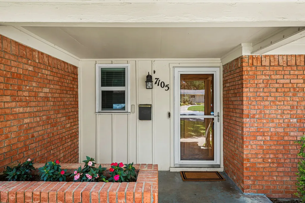 7105 Culver Avenue Fort Worth TX 76116
