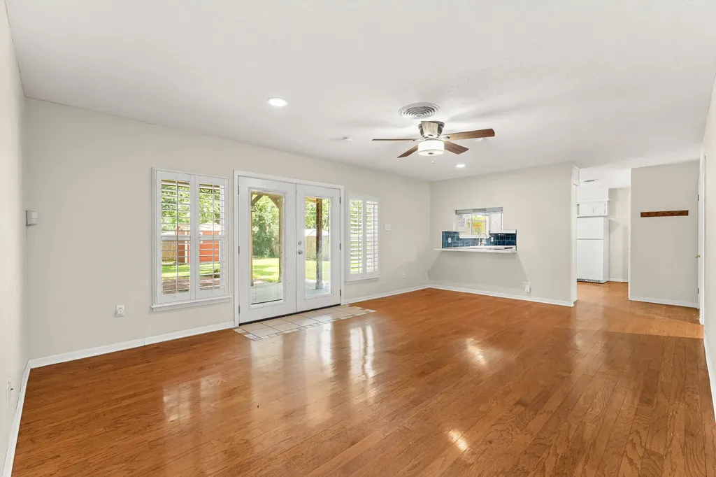 7105 Culver Avenue Fort Worth TX 76116