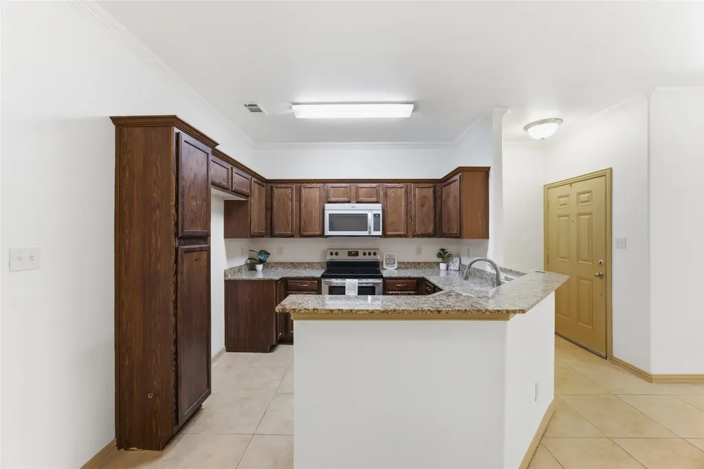 1526 Aldra Drive Fort Worth TX 76120
