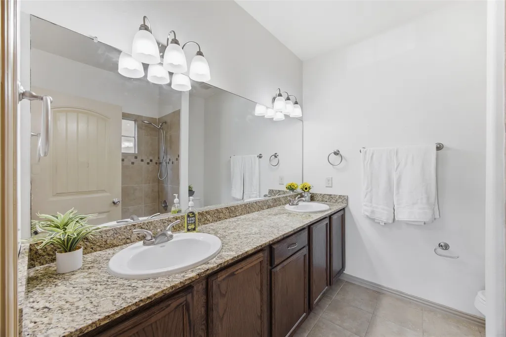 1526 Aldra Drive Fort Worth TX 76120