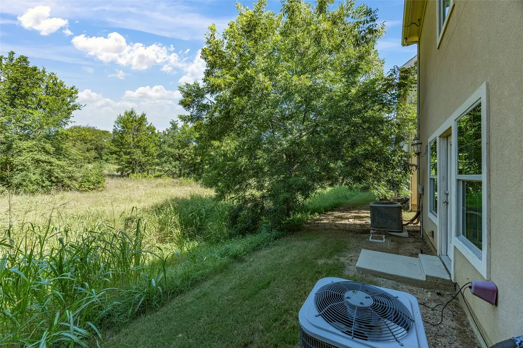 1526 Aldra Drive Fort Worth TX 76120