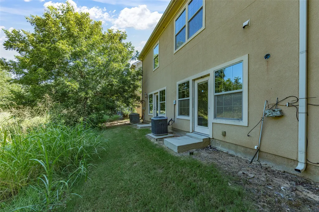 1526 Aldra Drive Fort Worth TX 76120