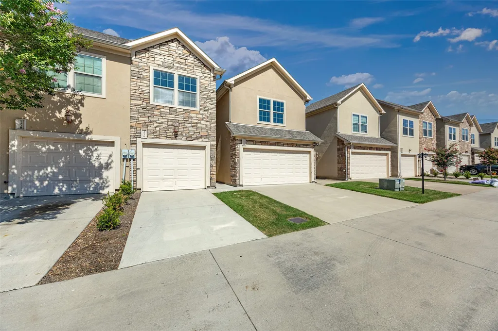 1526 Aldra Drive Fort Worth TX 76120