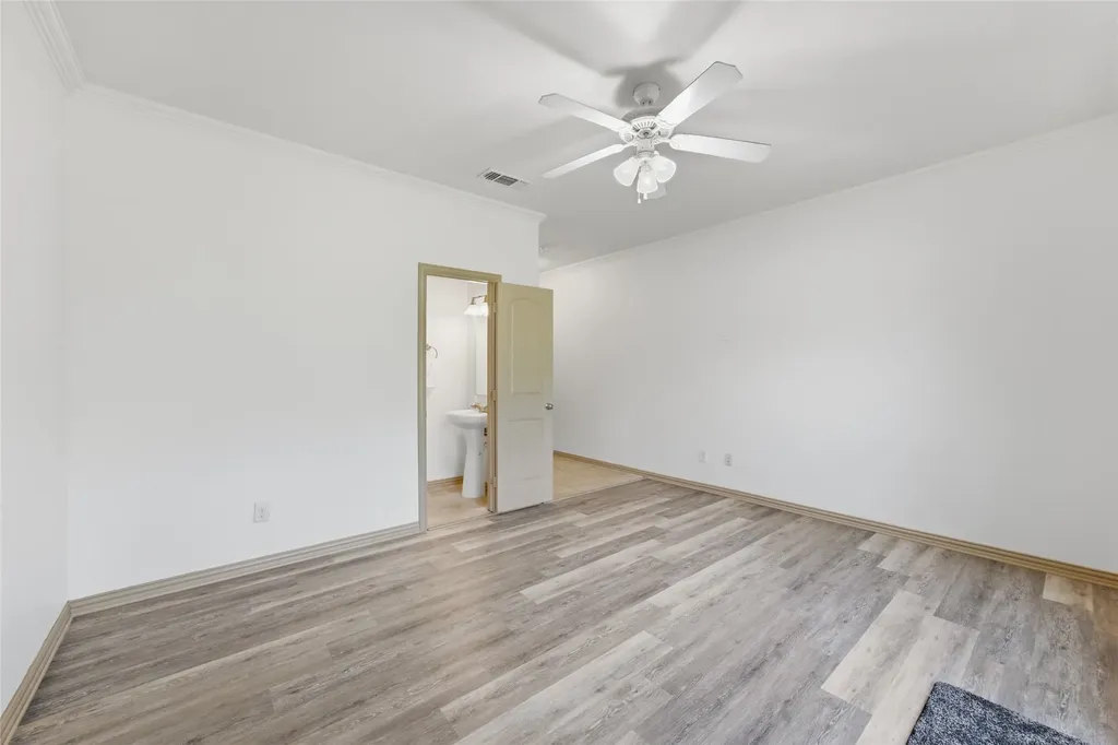 1526 Aldra Drive Fort Worth TX 76120
