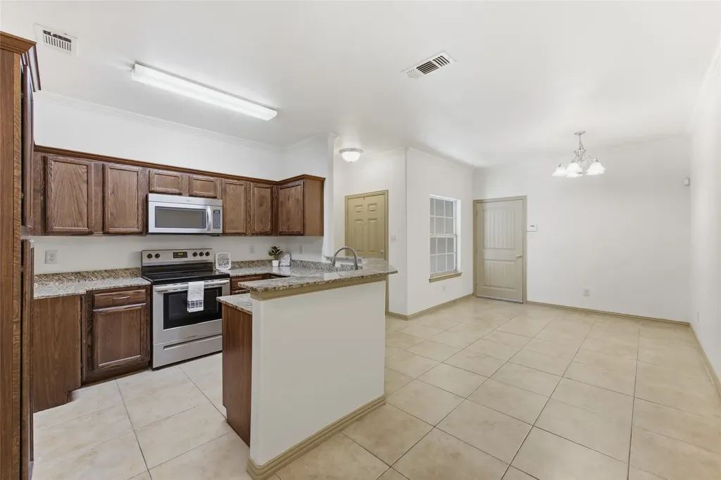 1526 Aldra Drive Fort Worth TX 76120