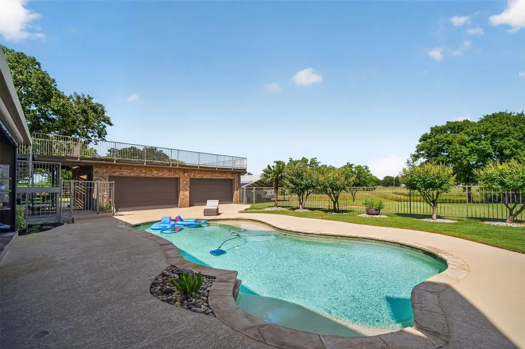 12070 Lake Trail Drive Copper Canyon TX 76226