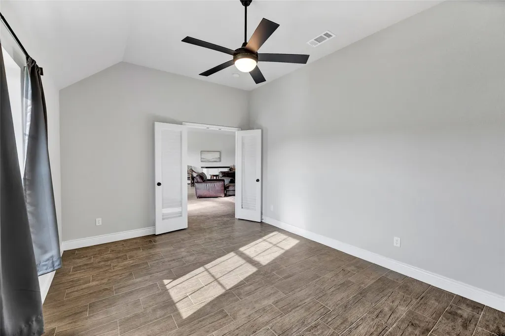 1040 Cloudy Court Weatherford TX 76085