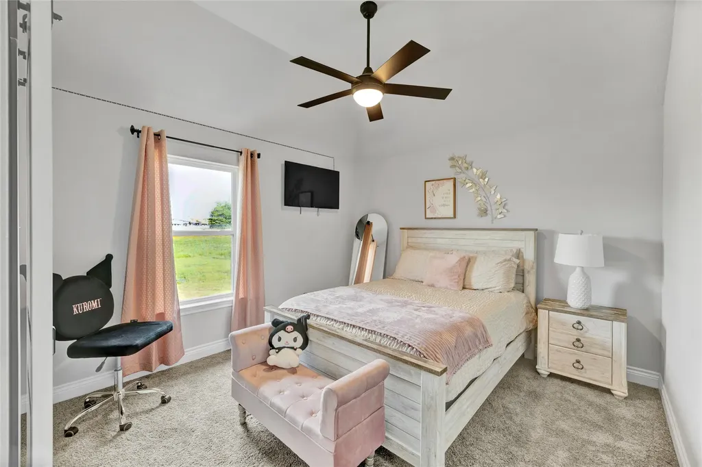 1040 Cloudy Court Weatherford TX 76085