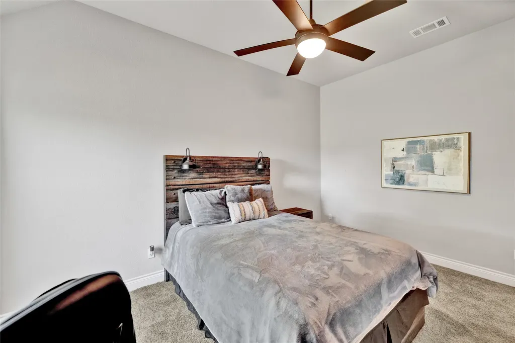 1040 Cloudy Court Weatherford TX 76085