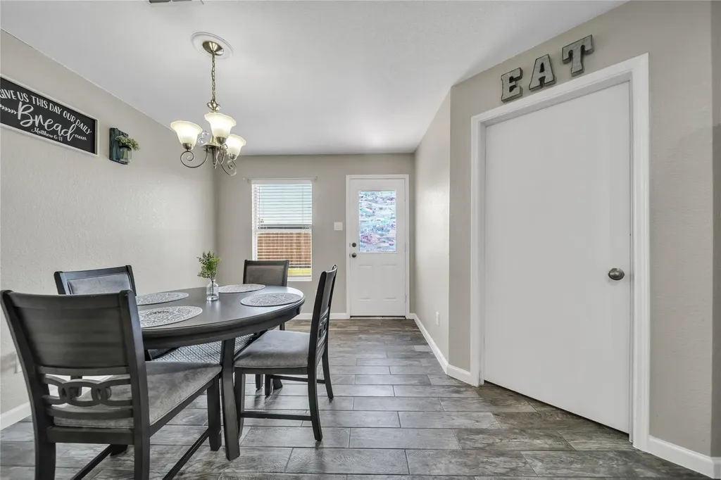 552 Lincoln Avenue Lavon TX 75166