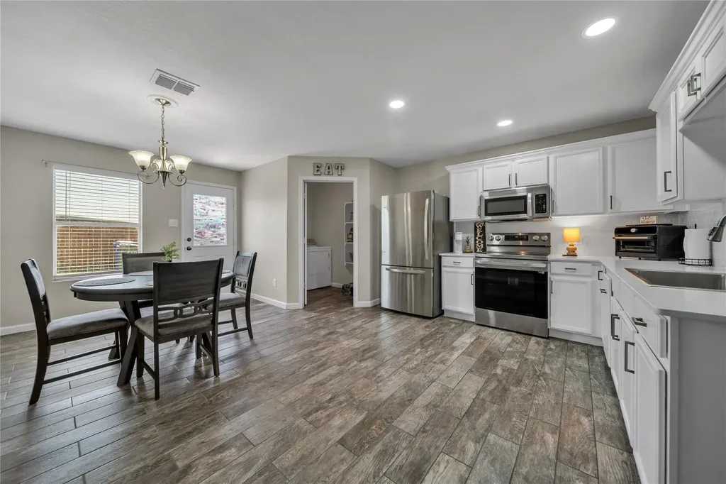 552 Lincoln Avenue Lavon TX 75166