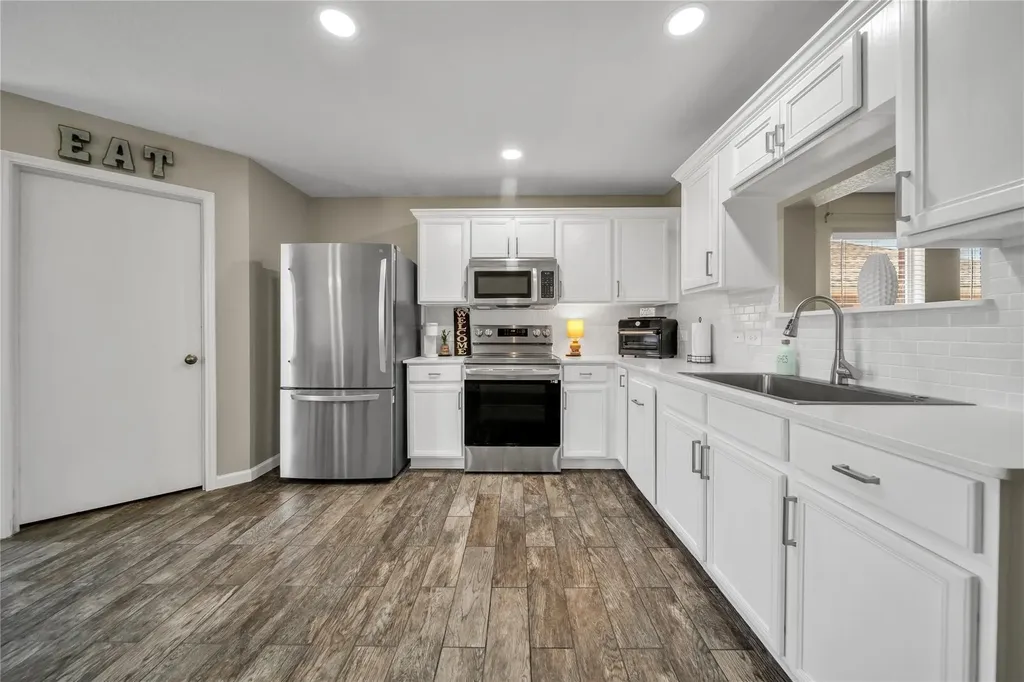 552 Lincoln Avenue Lavon TX 75166