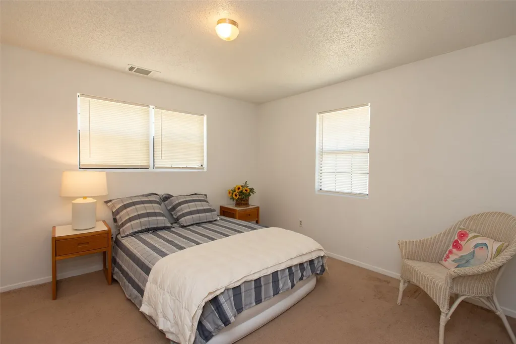 8400 Lady Bird Kemp TX 75143