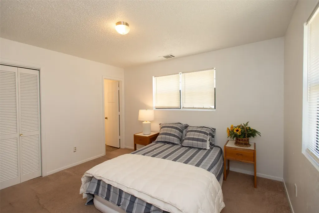 8400 Lady Bird Kemp TX 75143