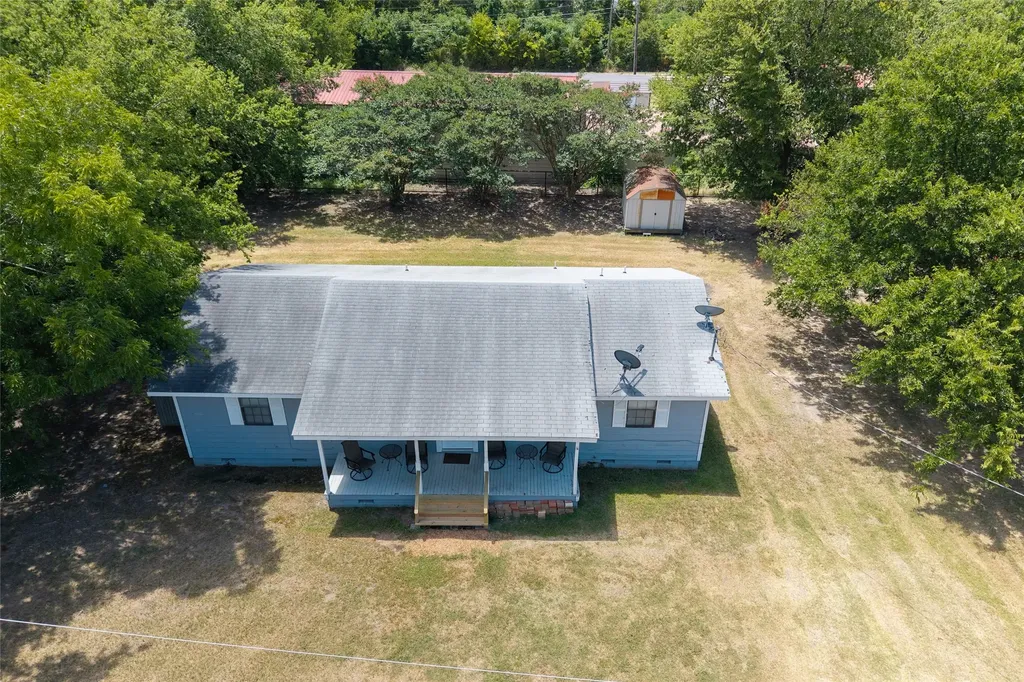 8400 Lady Bird Kemp TX 75143