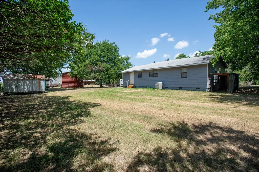 8400 Lady Bird Kemp TX 75143
